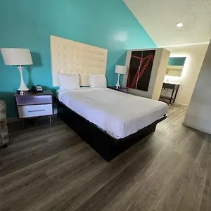 2* Hotel Howard Johnson By Wyndham Airport/downtown Area